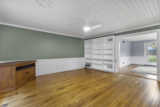 538 Windmill Road, Brooklyn, WI 53521
