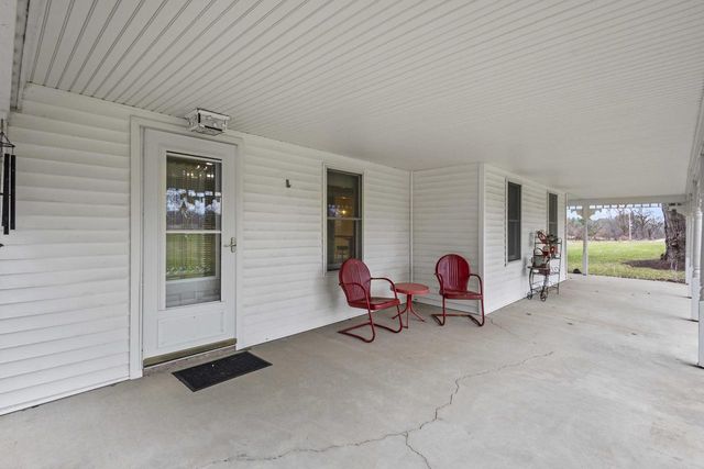 538 Windmill Road, Brooklyn, WI 53521