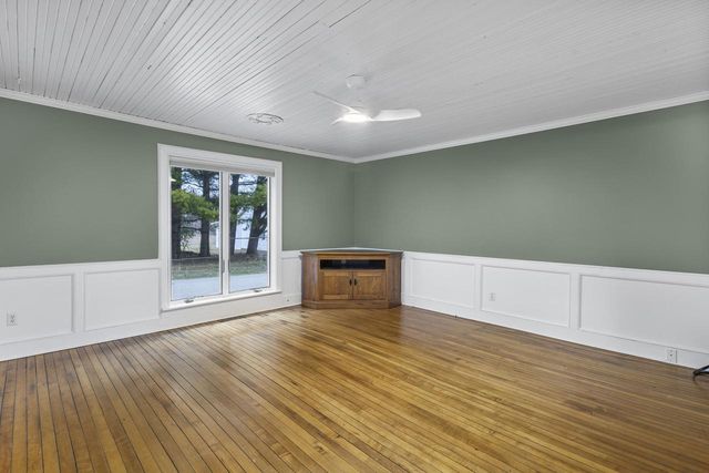 538 Windmill Road, Brooklyn, WI 53521