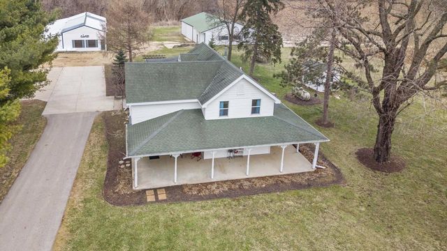 538 Windmill Road, Brooklyn, WI 53521