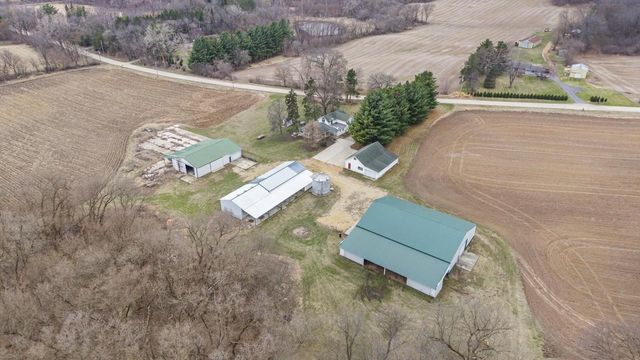 538 Windmill Road, Brooklyn, WI 53521