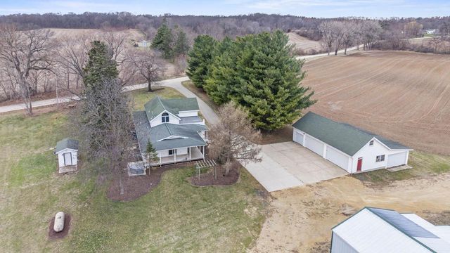 538 Windmill Road, Brooklyn, WI 53521