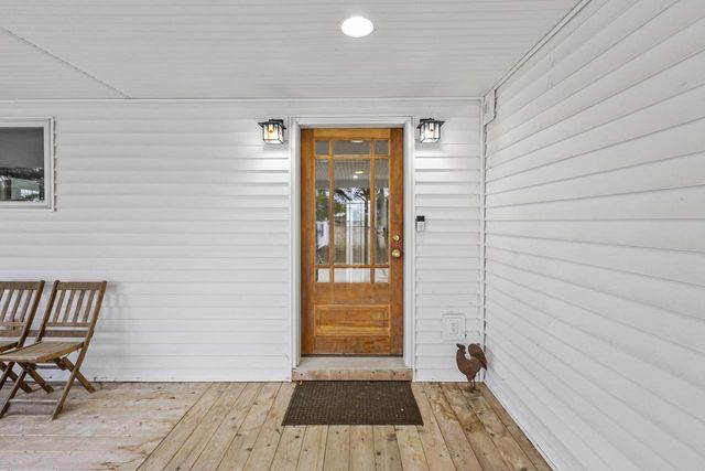 538 Windmill Road, Brooklyn, WI 53521