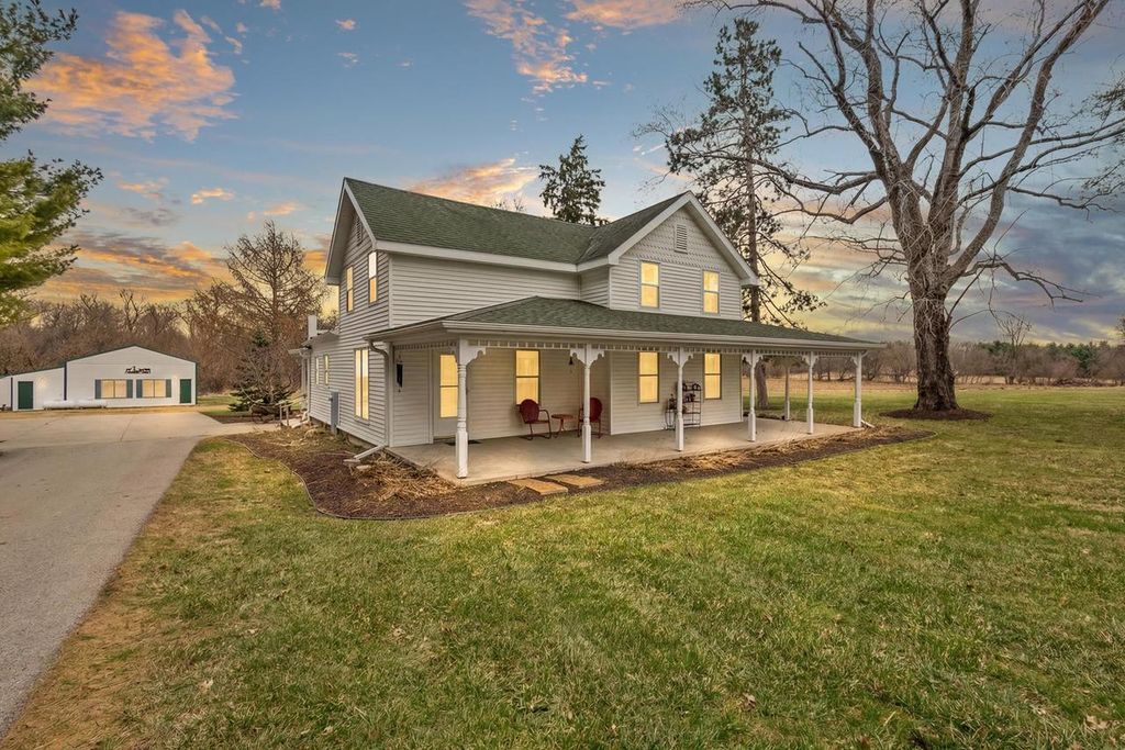 538 Windmill Road, Brooklyn, WI 53521