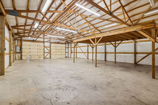 112 Hickory Heights Drive, Hendersonville, TN 37075