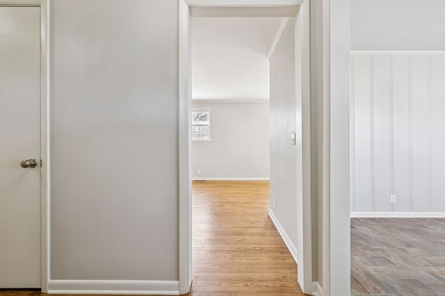 112 Hickory Heights Drive, Hendersonville, TN 37075