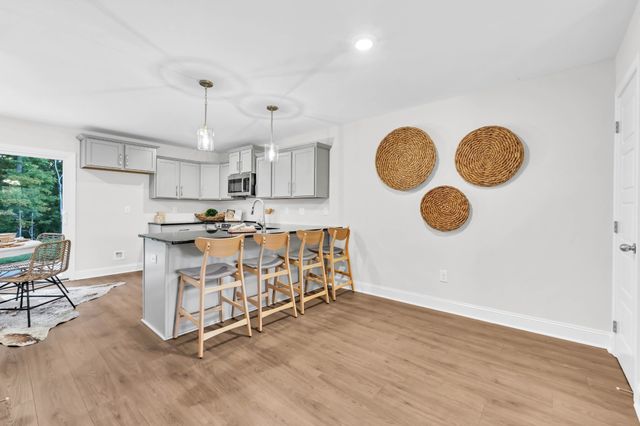 131 Quarry Point Dr C131, Clarksville, TN 37043