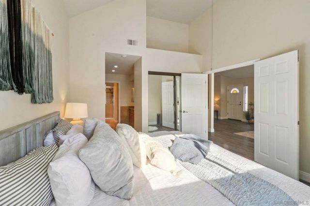 2829 Forest View Way, Carlsbad, CA 92008