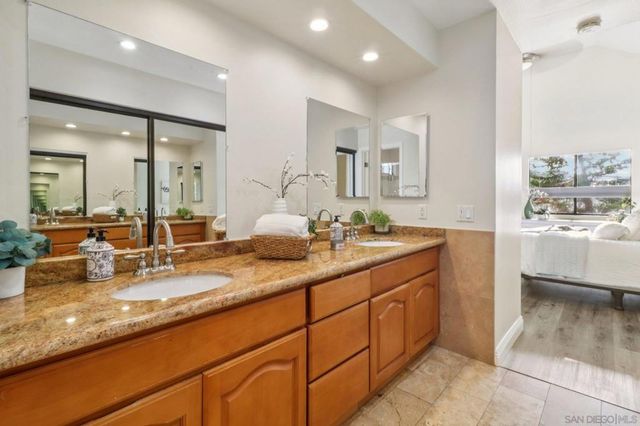 2829 Forest View Way, Carlsbad, CA 92008