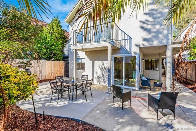 2829 Forest View Way, Carlsbad, CA 92008