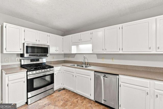 77 Wilshire Walk, Douglasville, GA 30134