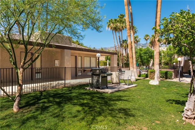 2601 S Broadmoor Drive 11, Palm Springs, CA 92264