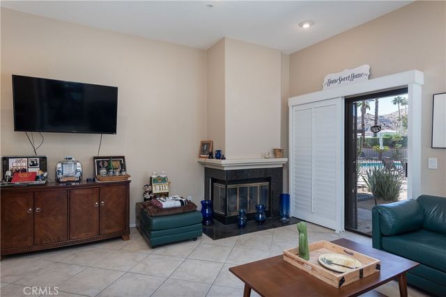 2601 S Broadmoor Drive 11, Palm Springs, CA 92264