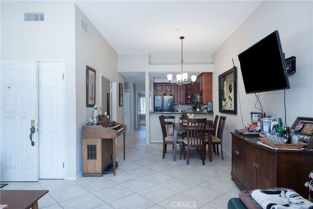 2601 S Broadmoor Drive 11, Palm Springs, CA 92264