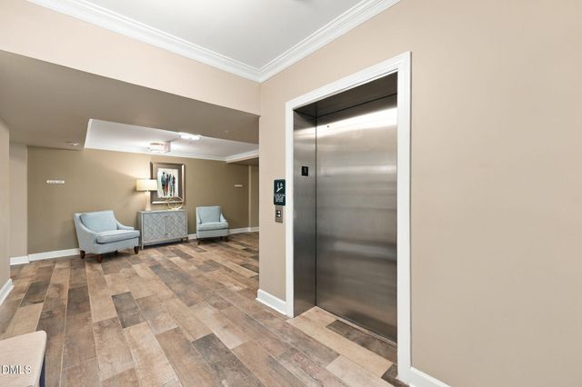 100 Northbrook Drive 206, Raleigh, NC 27609