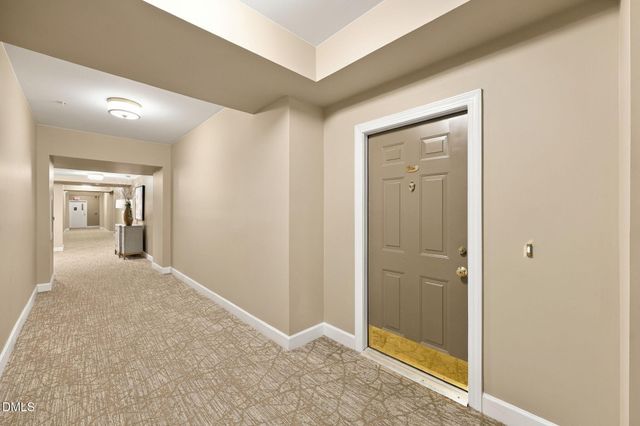 100 Northbrook Drive 206, Raleigh, NC 27609