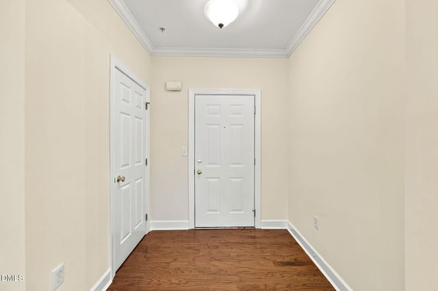 100 Northbrook Drive 206, Raleigh, NC 27609