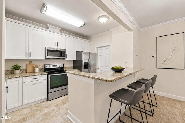 100 Northbrook Drive 206, Raleigh, NC 27609