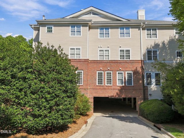 100 Northbrook Drive 206, Raleigh, NC 27609