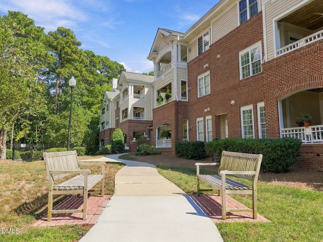 100 Northbrook Drive 206, Raleigh, NC 27609