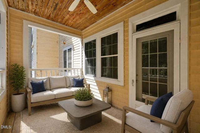 100 Northbrook Drive 206, Raleigh, NC 27609