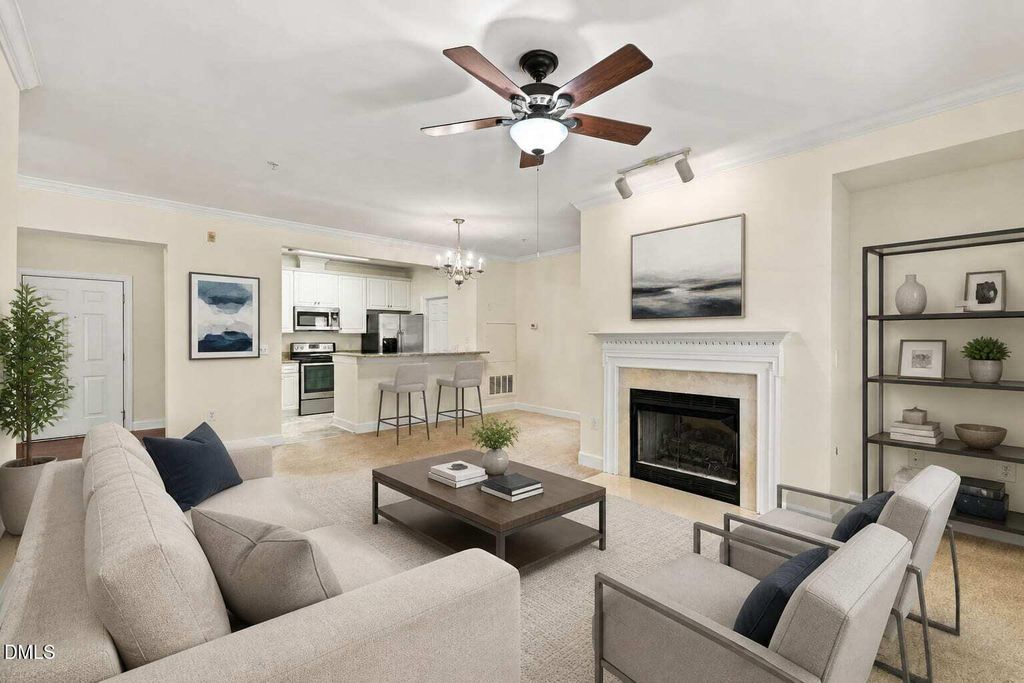 100 Northbrook Drive 206, Raleigh, NC 27609