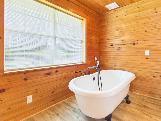 228 County Road 326, Sweetwater, TN 37874