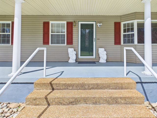 228 County Road 326, Sweetwater, TN 37874