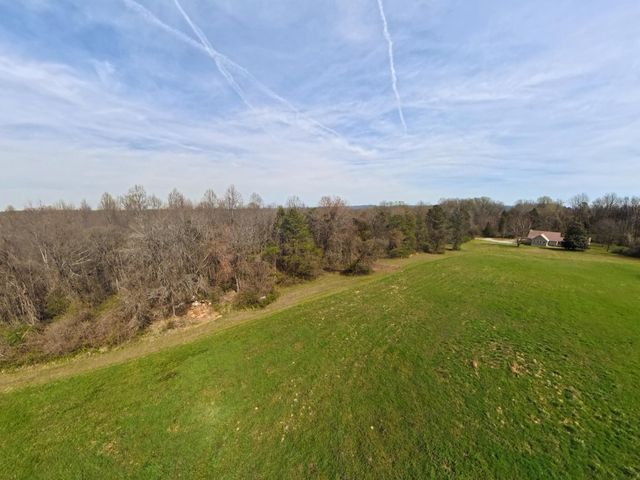 228 County Road 326, Sweetwater, TN 37874