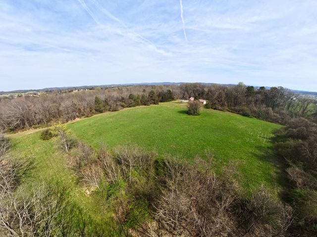 228 County Road 326, Sweetwater, TN 37874