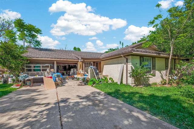 12714 Dermott Drive, Houston, TX 77065