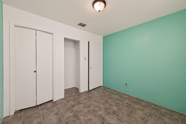 12714 Dermott Drive, Houston, TX 77065