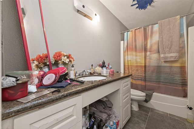 12714 Dermott Drive, Houston, TX 77065