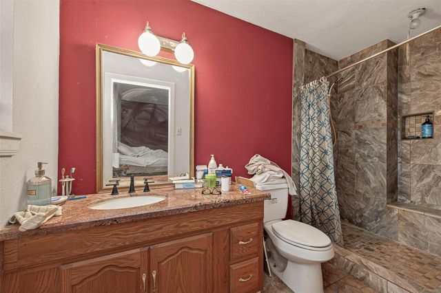 12714 Dermott Drive, Houston, TX 77065