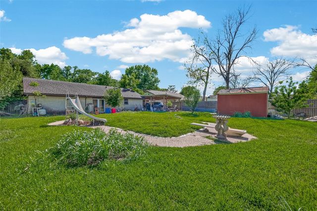 12714 Dermott Drive, Houston, TX 77065