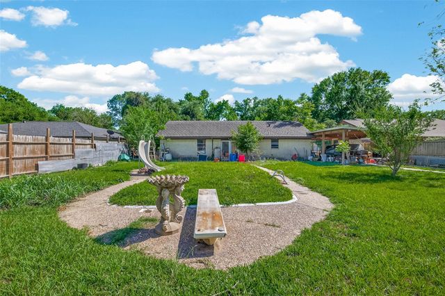 12714 Dermott Drive, Houston, TX 77065