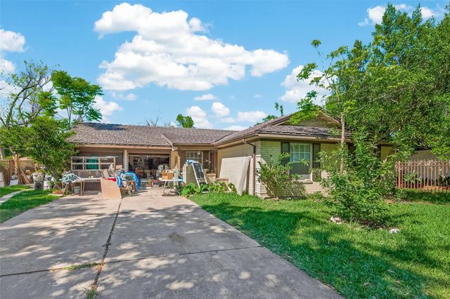 12714 Dermott Drive, Houston, TX 77065