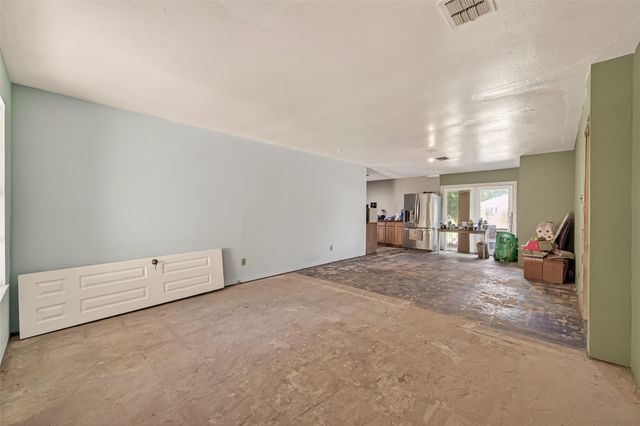 12714 Dermott Drive, Houston, TX 77065