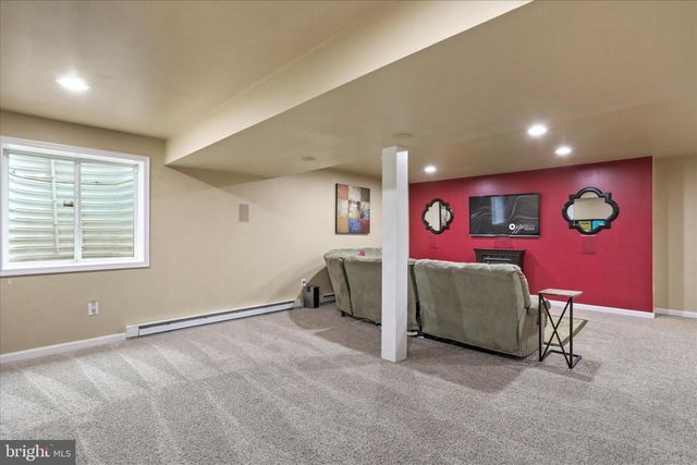 5898 GABRIELLE LANE, Chambersburg, PA 17202