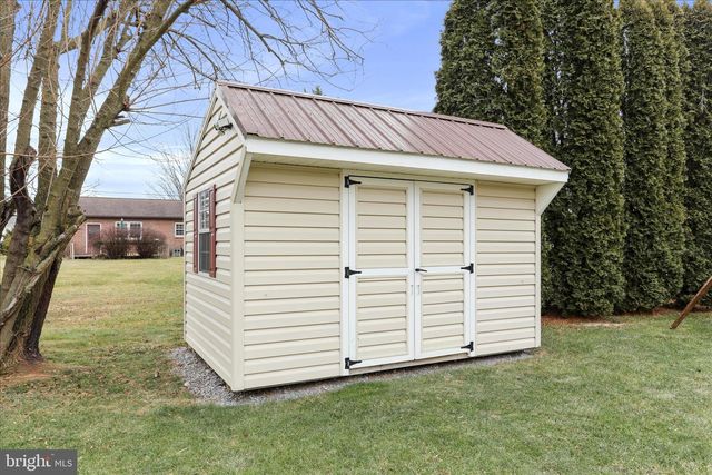 5898 GABRIELLE LANE, Chambersburg, PA 17202