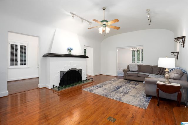 938 CONROY ROAD, Birmingham, AL 35222