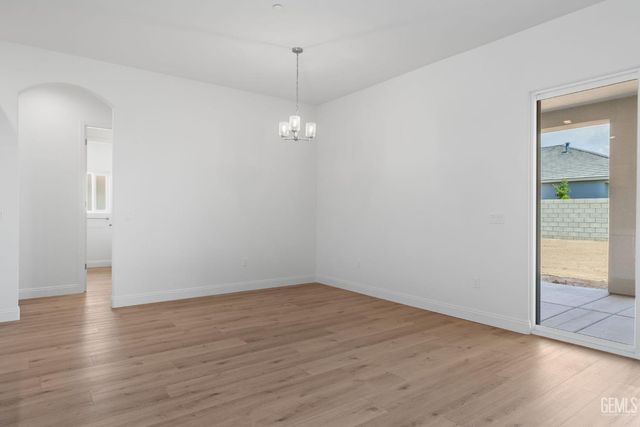 7422 Allenmeir Court, Bakersfield, CA 93314