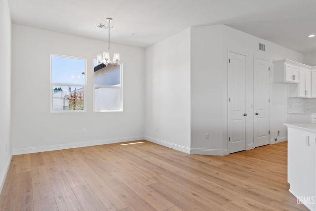 7422 Allenmeir Court, Bakersfield, CA 93314