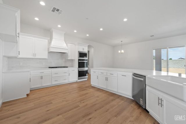 7422 Allenmeir Court, Bakersfield, CA 93314