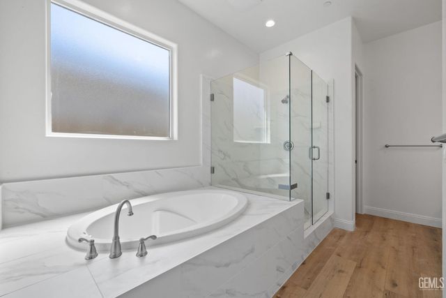 7422 Allenmeir Court, Bakersfield, CA 93314