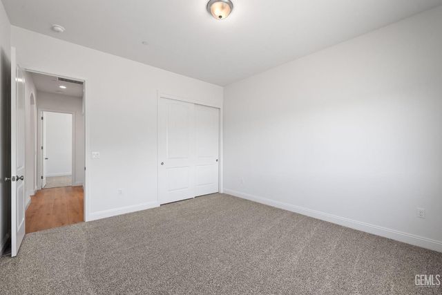 7422 Allenmeir Court, Bakersfield, CA 93314
