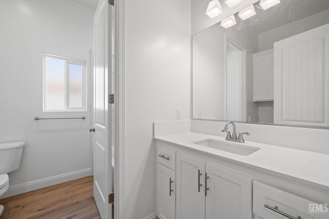 7422 Allenmeir Court, Bakersfield, CA 93314