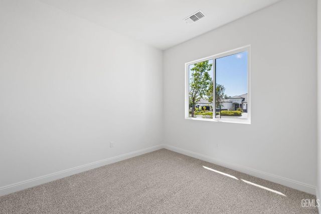 7422 Allenmeir Court, Bakersfield, CA 93314