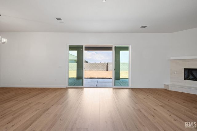 7422 Allenmeir Court, Bakersfield, CA 93314