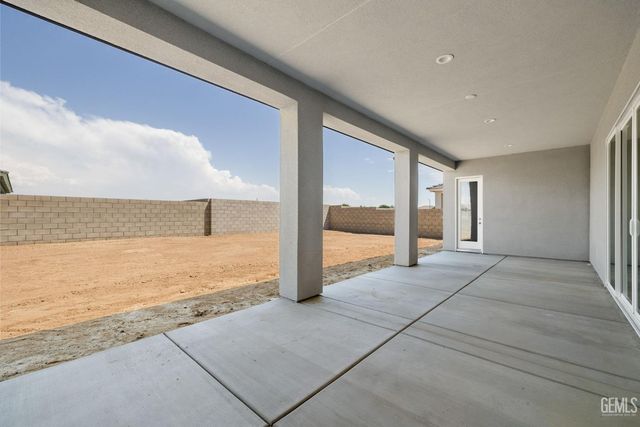 7422 Allenmeir Court, Bakersfield, CA 93314